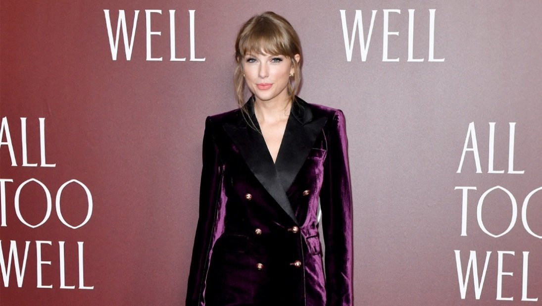 Taylor Swift song “All Too Well” debuts at #1 on the Billboard Hot 100