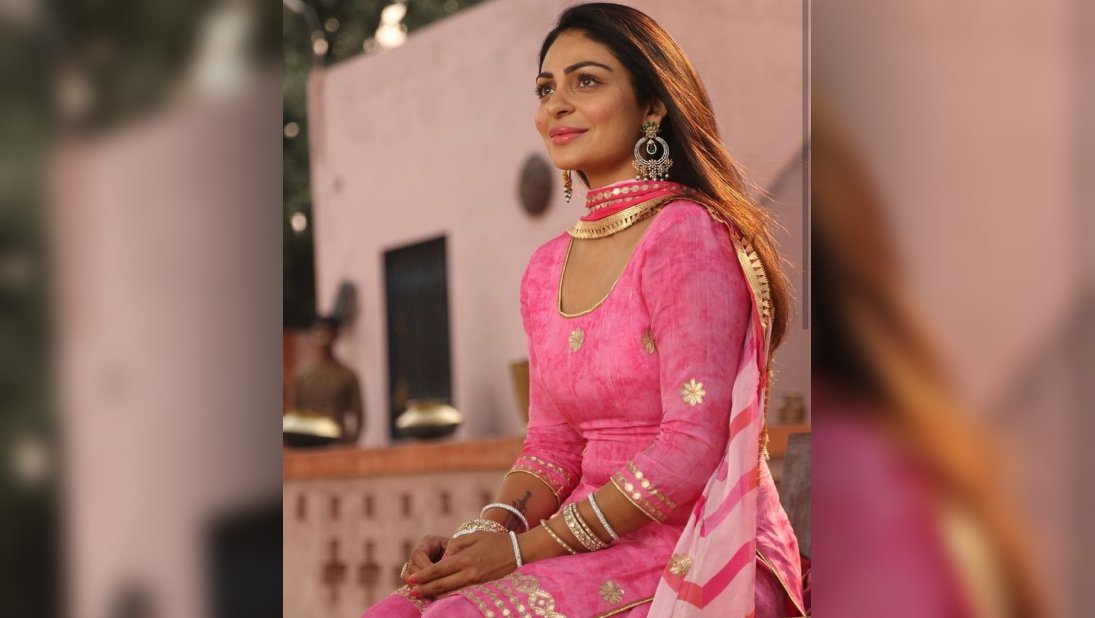 NEERU BAJWA is all set to host flag in HOLLYWOOD