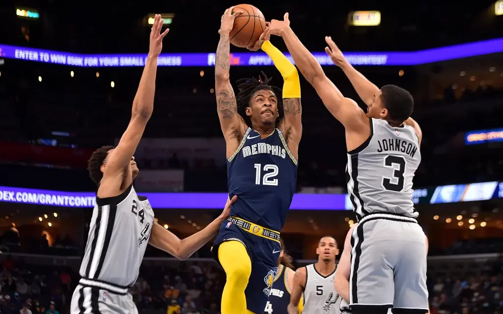 Ja Morant’s Ridiculous Dunk Is Going Viral :